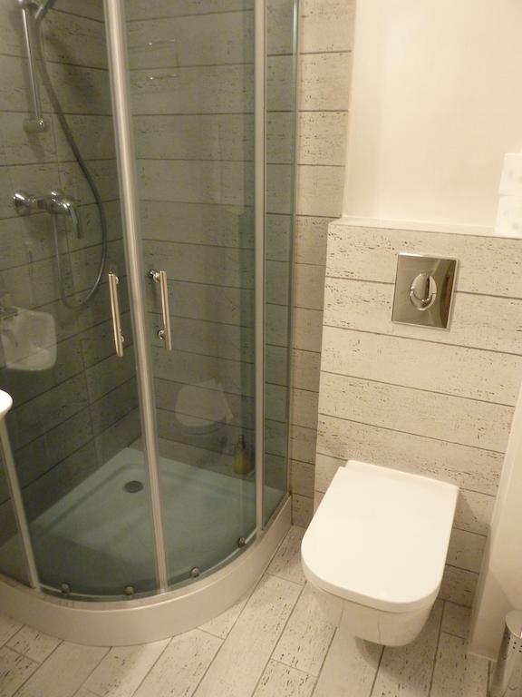 Koro De Varsovio - Apartament Ciasna 10 Екстер'єр фото